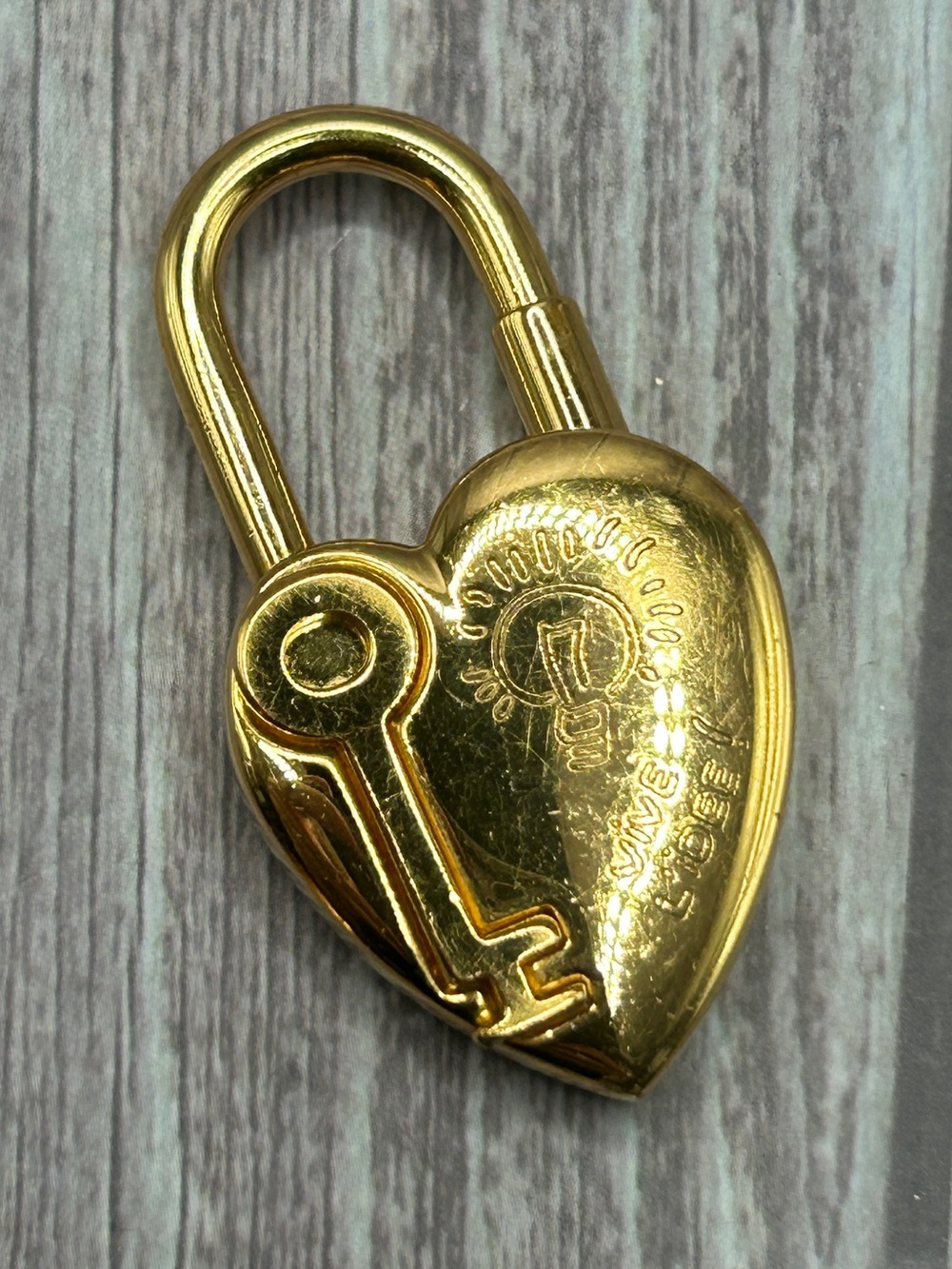 HERMES VTG Heart Cadena Padlock Charm La Fantaisie Gold Vintage 2004 Y2K RARE